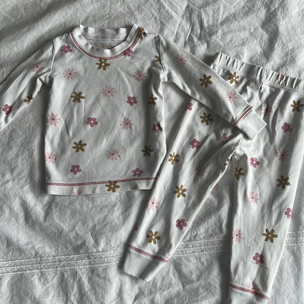Tun Tun toddler girls sleep set. 18-24 months.